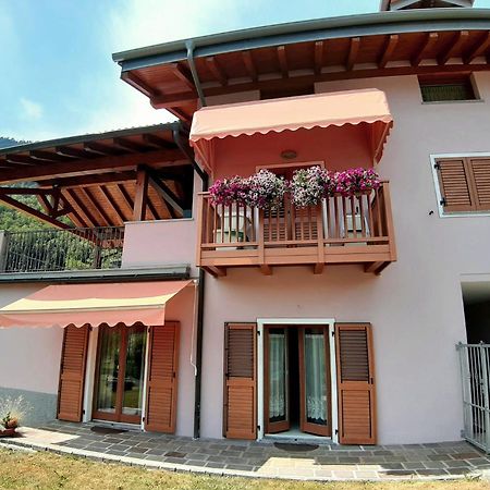 Casa Vacanze Cilla Comano Terme Bagian luar foto