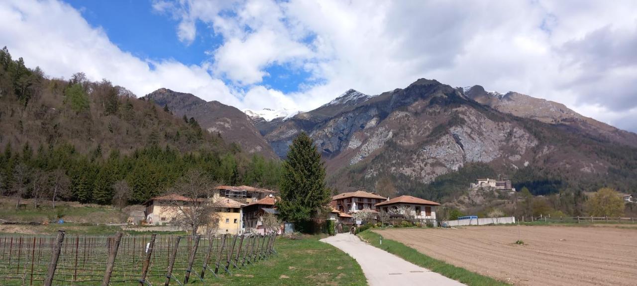Casa Vacanze Cilla Comano Terme Bagian luar foto